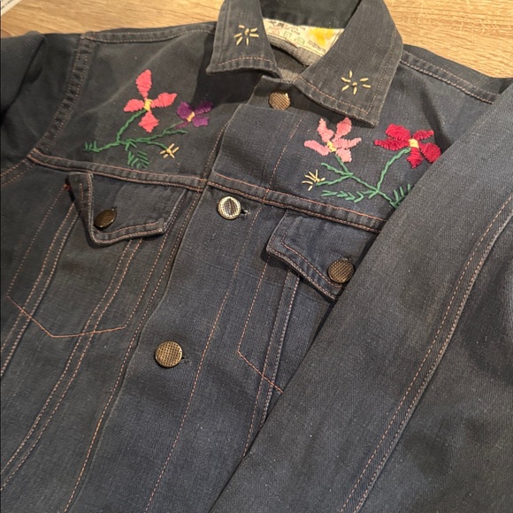 Vintage 70’s Embroidered Floral Denim Jean Jacket - Picture 2 of 4